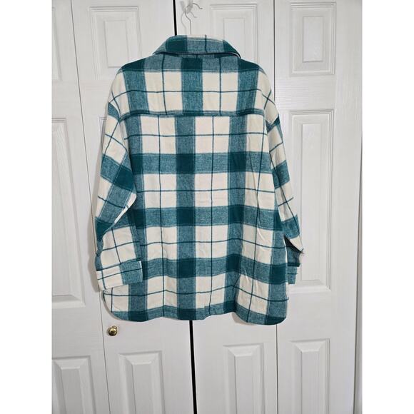 Serra large women's green and white shacket new with tags - Picture 5 of 10